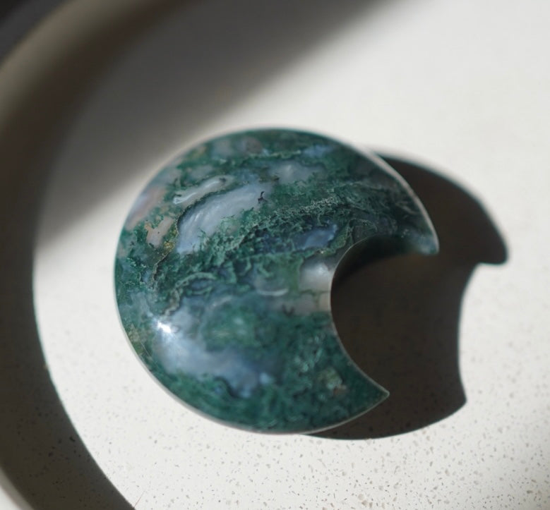 Moss Agate Moon, 61g
