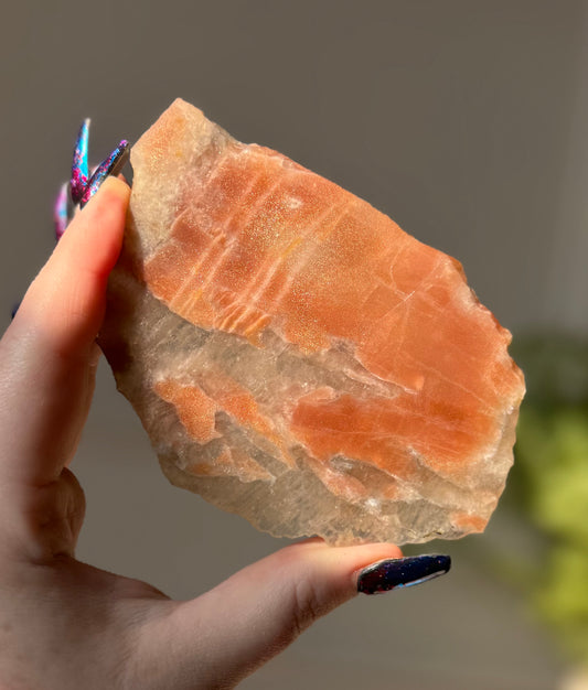 Sunstone in Quartz Slab - 92g