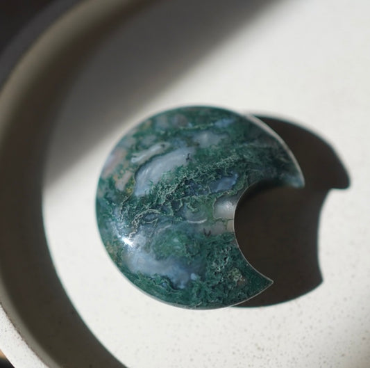 Moss Agate Moon, 61g